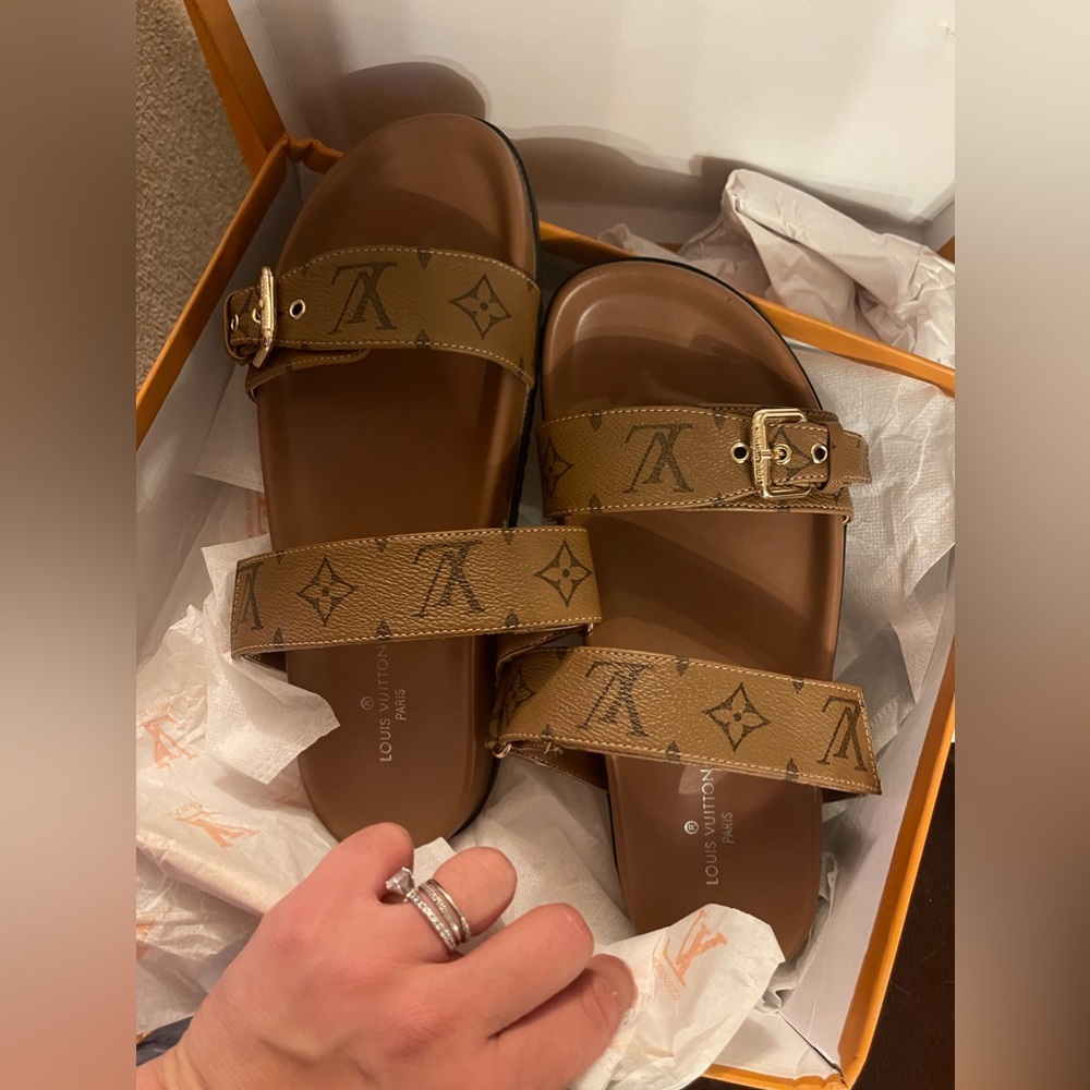 LV Bom Dia Sandals 40